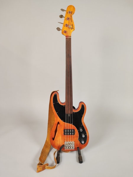 Bas, Fender Precision Bass, 1976