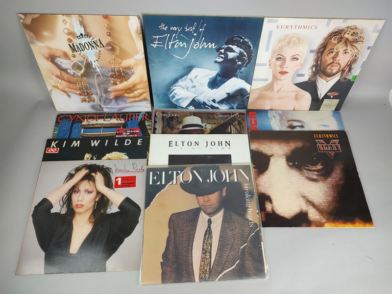 LP-skivor 11 st, bl.a. Elton John, Eurythmics m.fl.