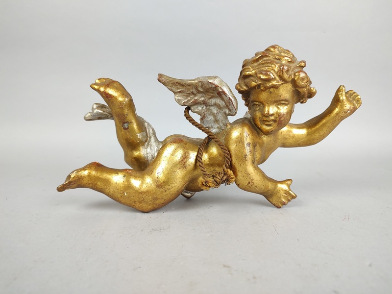 Sakralfigurin /  Putti, förgylld