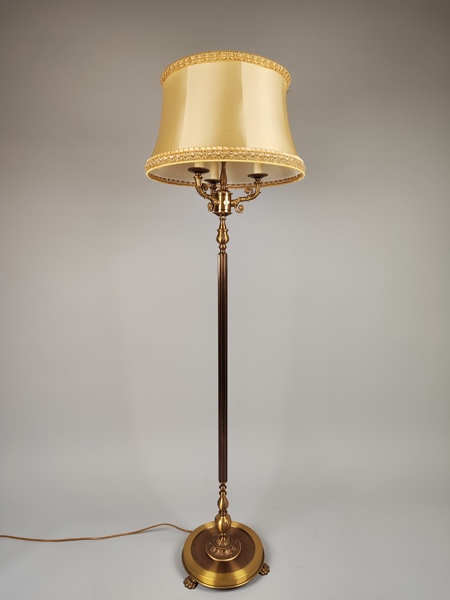 Golvlampa