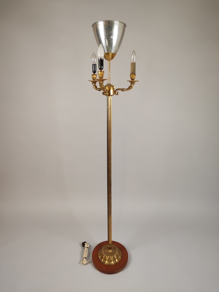 Golvlampa