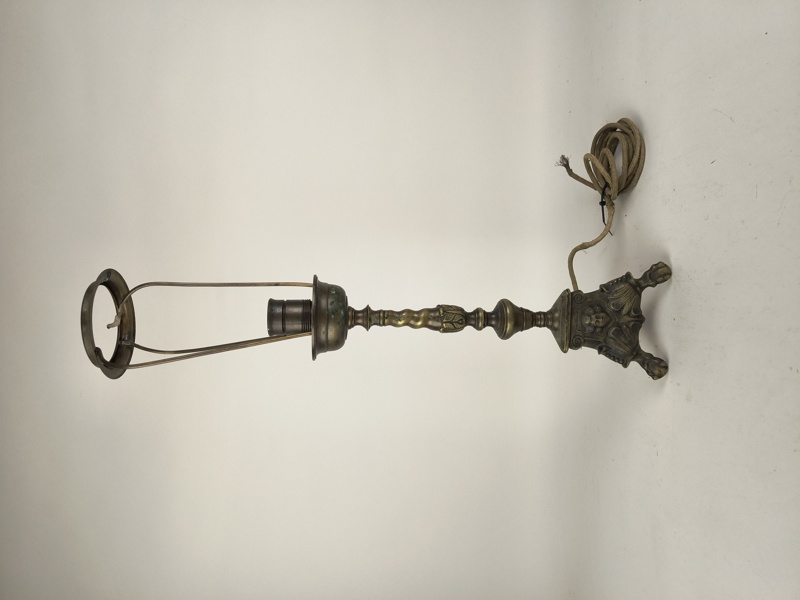 Bordslampa, Barock-stil