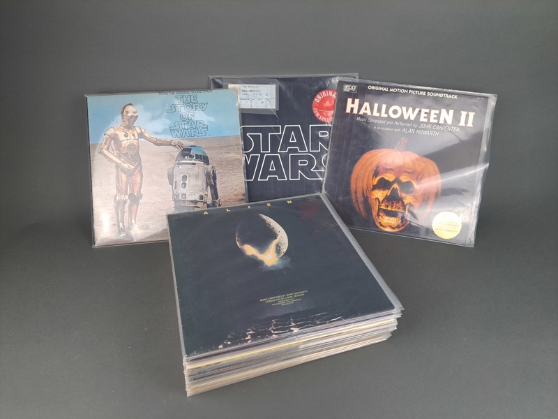 Parti LP-skivor,  filmmusik bl.a. Starwars, Halloween, Alien m.fl.