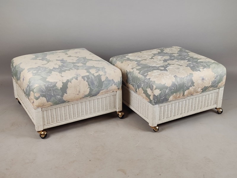 Ottoman 2 st, Wicker by Henry Link, rotting