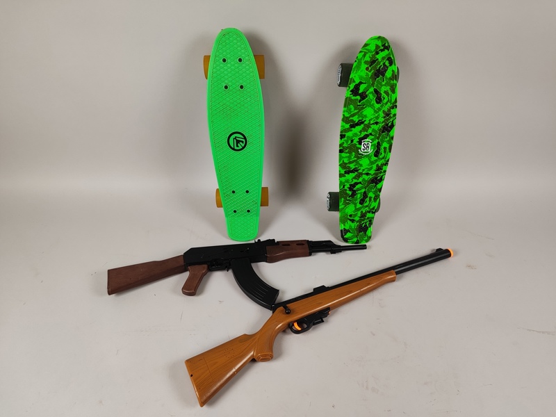 Leksaker bl.a. Skateboard