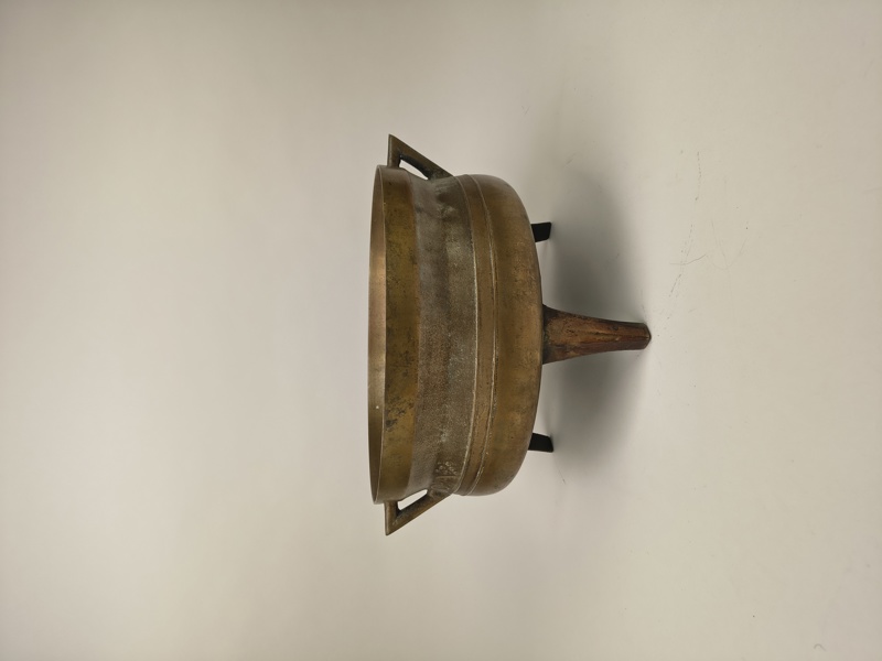 Trefotsgryta, Brons, 1700-/1800-tal