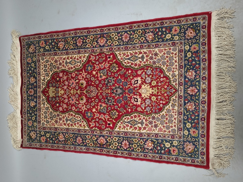 Orientalisk matta, Silke, signerad