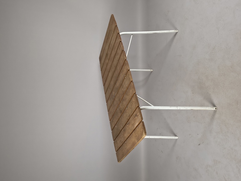Trädgårdsbord