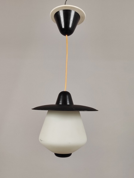 Taklampa, opalglas & plåt, 1950-/1960-tal