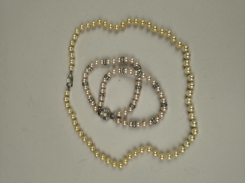 Pärlhalsband & armband, silverspänne