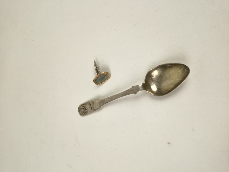 Silverföremål 2 delar bl.a. år 1817
