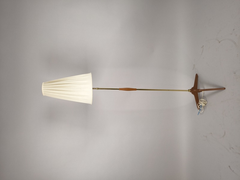 Golvlampa, 1950-tal, Teak & mässing
