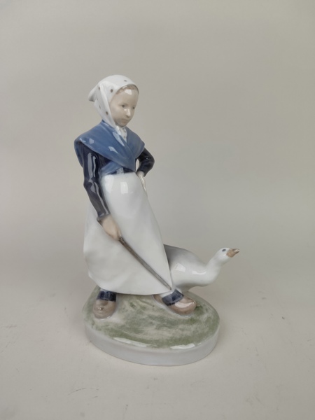 Figurin, no 528, Royal Copenhagen Danmark