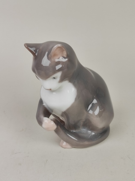 Figurin, Katt, no 1553 Bing & Gröndahl Danmark