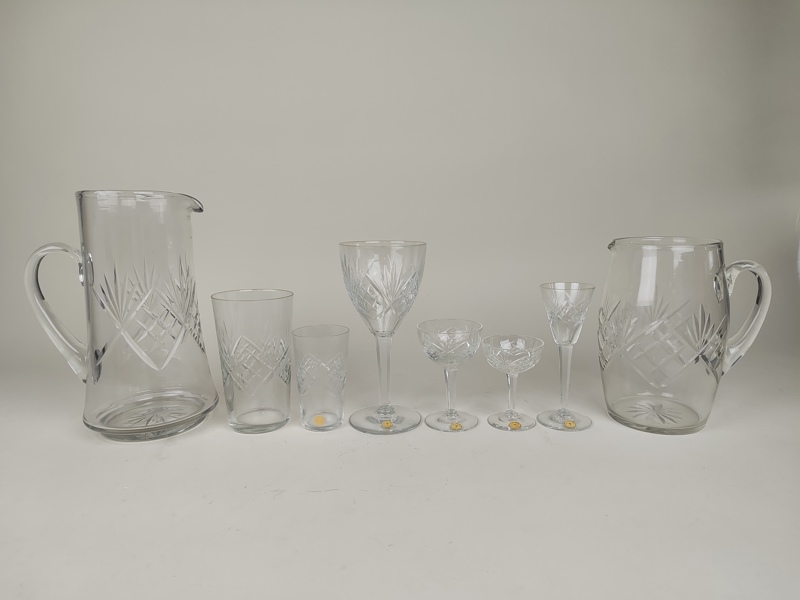 Glasservis, rutslipad dekor, Glimma Glasbruk