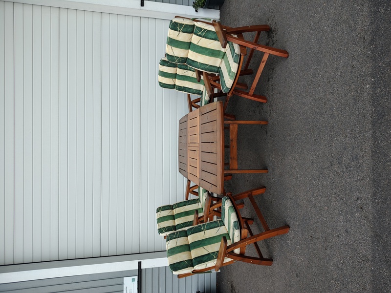 Utemöblemang, Hillerstorp