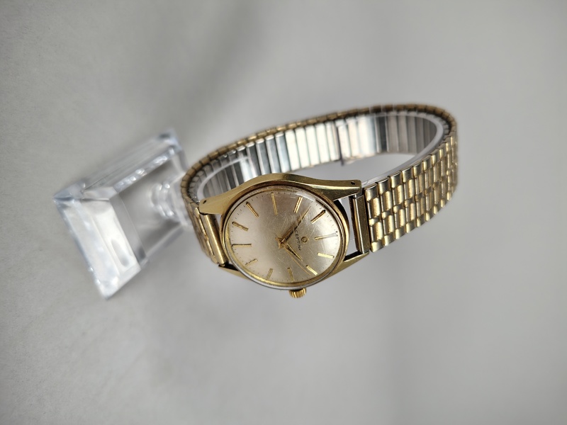 Armbandsur, Certina, manuell