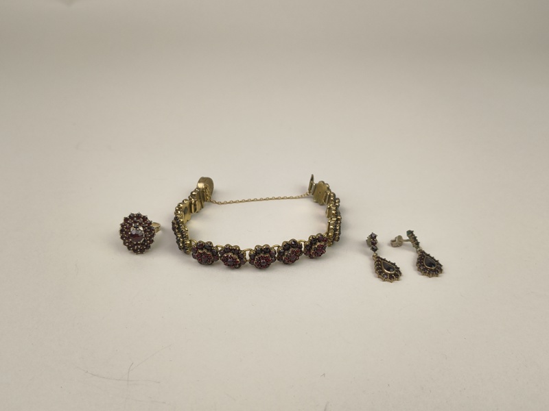 Granatsmycken, Silver armband, örhänge & ring