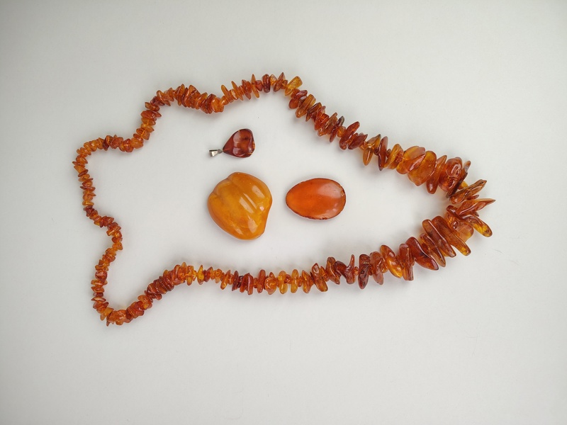 Bärnsten bl.a. Halsband