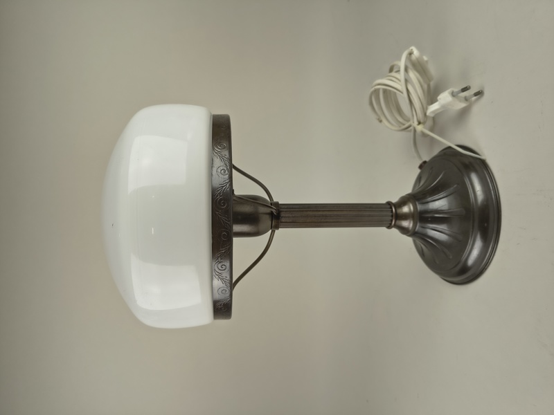 Bordslampa, Strindbergs-modell, Konsthantverk