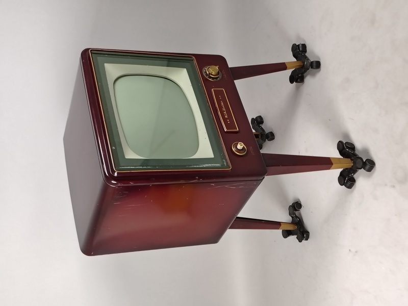 Äldre Tv, RCA Victor 17-T-302
