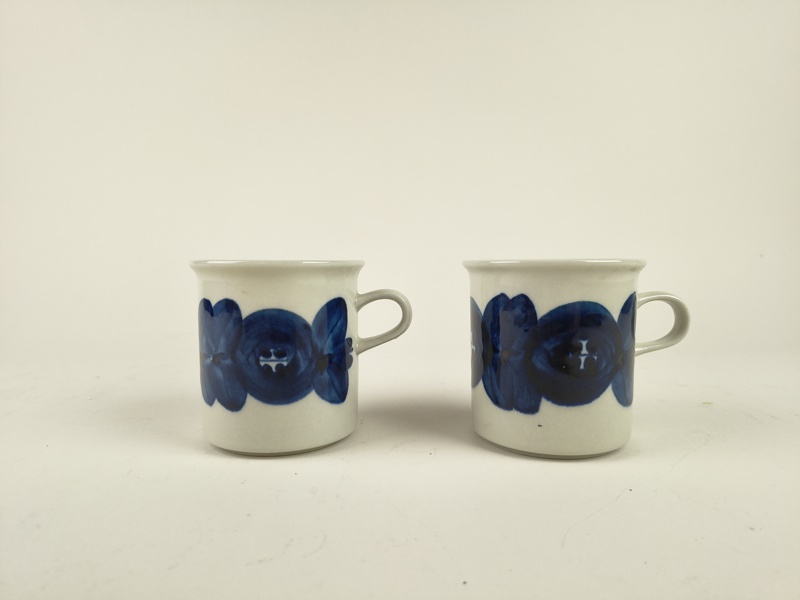 Kaffekoppar, modell större, "Anemone" Ulla Procope Arabia