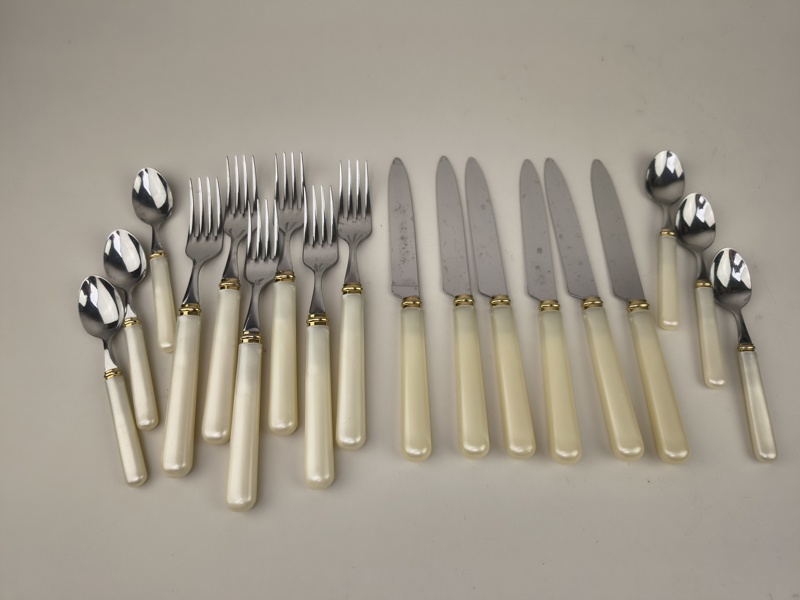 Bestick, Inox Frankrike