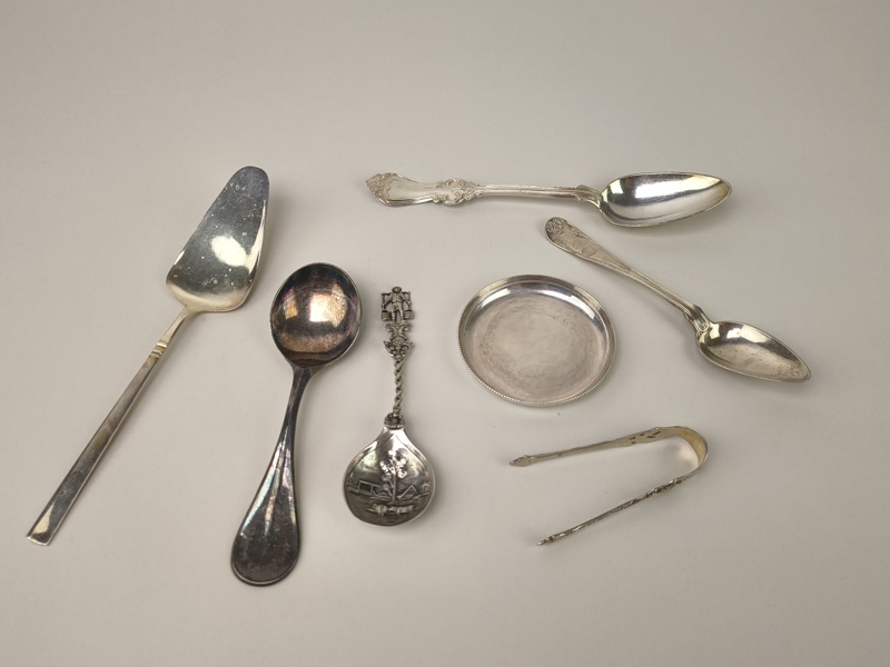 Silver, bl.a. kakspade