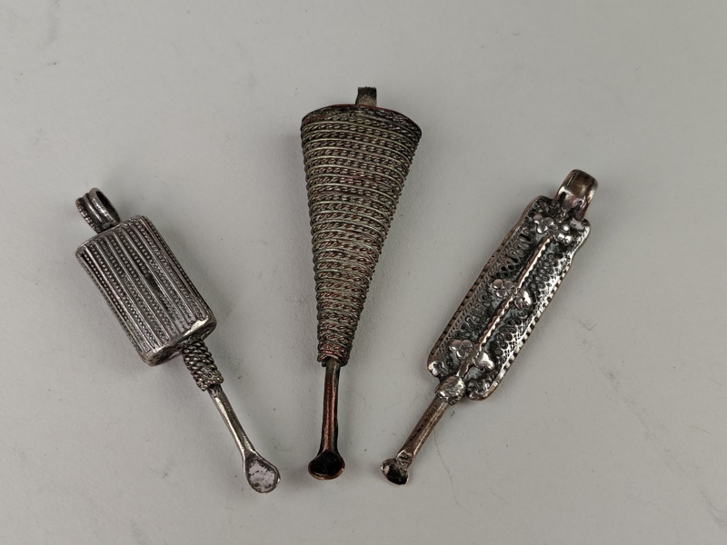 Öronskarapor, 3 st Etiopien, bl.a. Silver