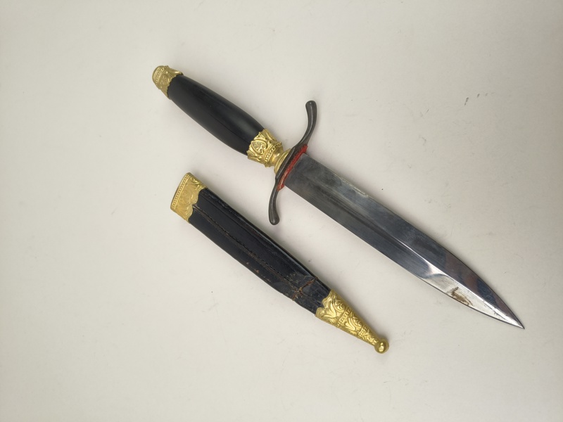 Kniv, mässingsdetaljer, Orientalisk