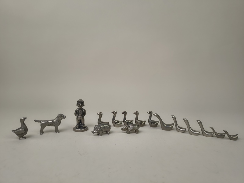 Miniatyr Figuriner, Tenn