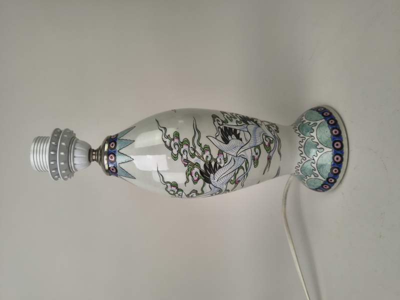 Bordslampa, Asien
