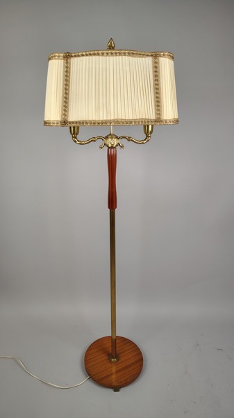 Golvlampa, 2-armad