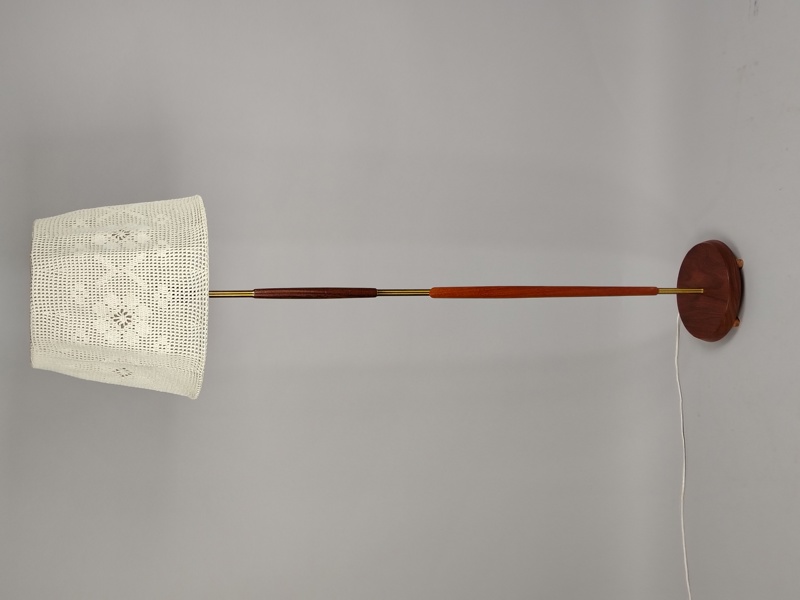 Golvlampa, teak & mässing