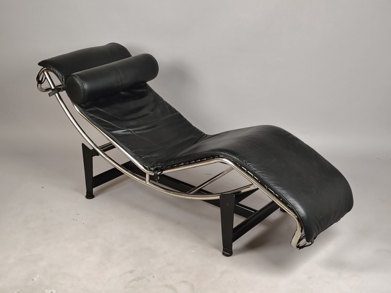 Vilfåtölj,  efter Le Corbusier