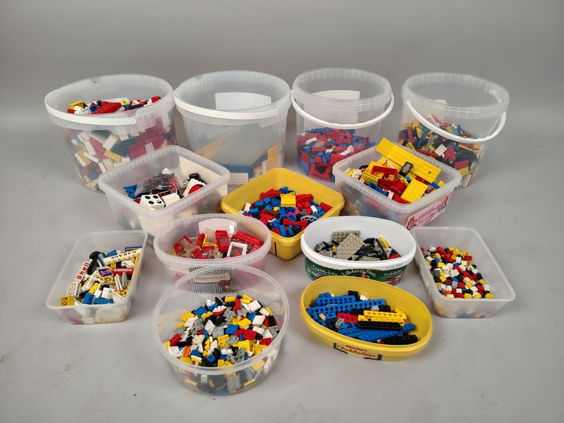 Stort parti Lego