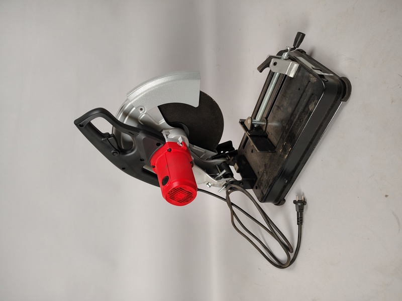 Metallkap, Biltema