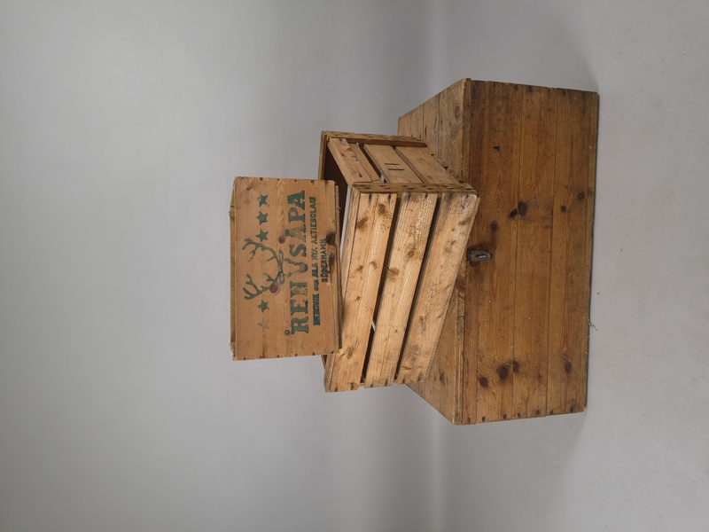 Trälådor , 3 st bl.a. med lock