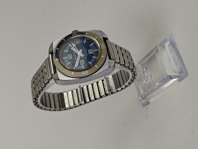 Dykarur /armbandsur, Lucerne, manuellt urverk