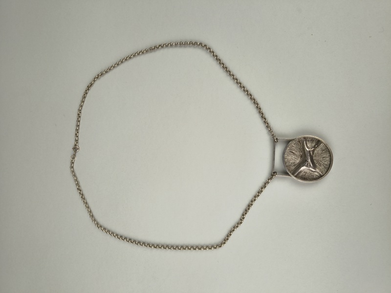 Silverhalsband med hänge, G:son Liedholm Atelje Candra AB