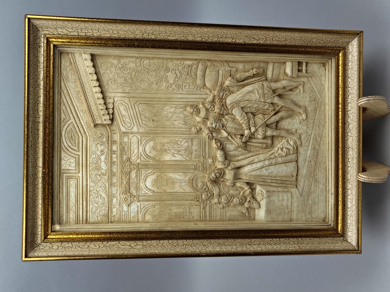 Relief, Alabaster i träram