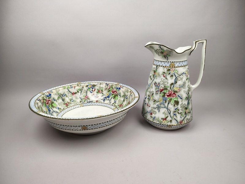Tvättset, "Rosetta" Royal Corona Ware