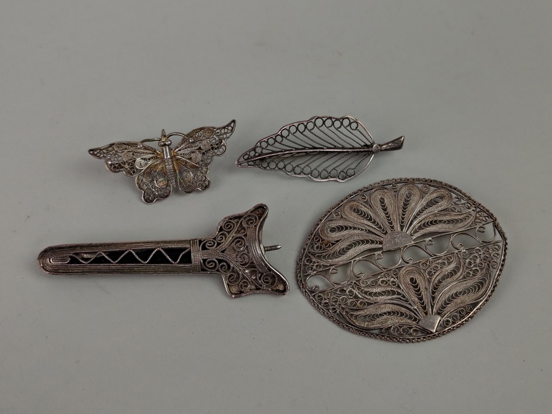 Broscher 4 st, Silver Filigranarbete
