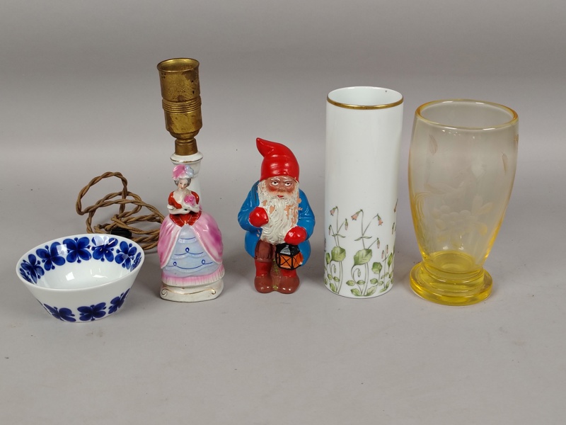 Diverse glas & porslin bl.a. Terrakotta Tomte