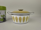 Kastrull & kaffeburk bl.a. "Lotus" Grete Prytz Kittelsen Norge