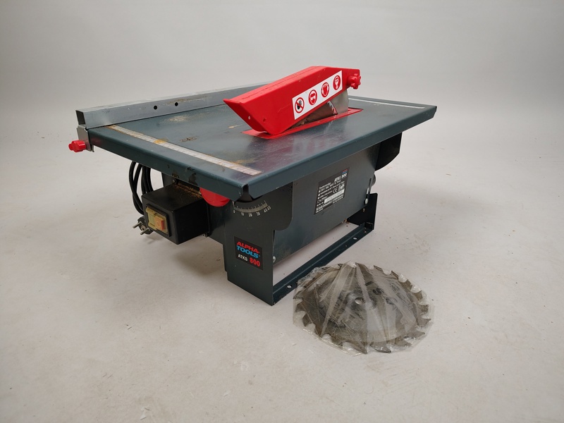 Bordsssåg, Alpha Tools ATKS 800