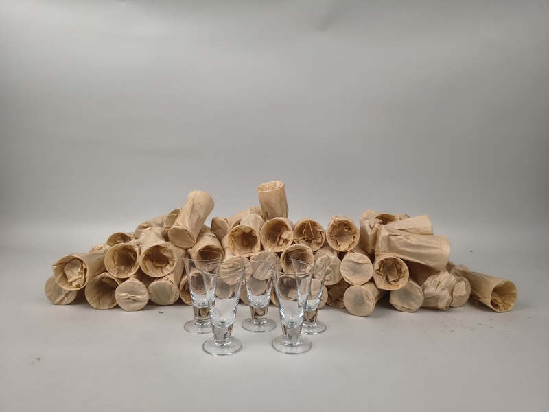 Parti snapsglas, 66 st
