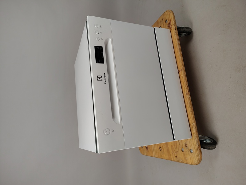 Bänkdiskmaskin, Electrolux ESF 2400OW