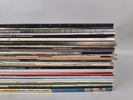 Parti LP-skivor, varierad genre bl.a. Elvis, U2 m.fl.