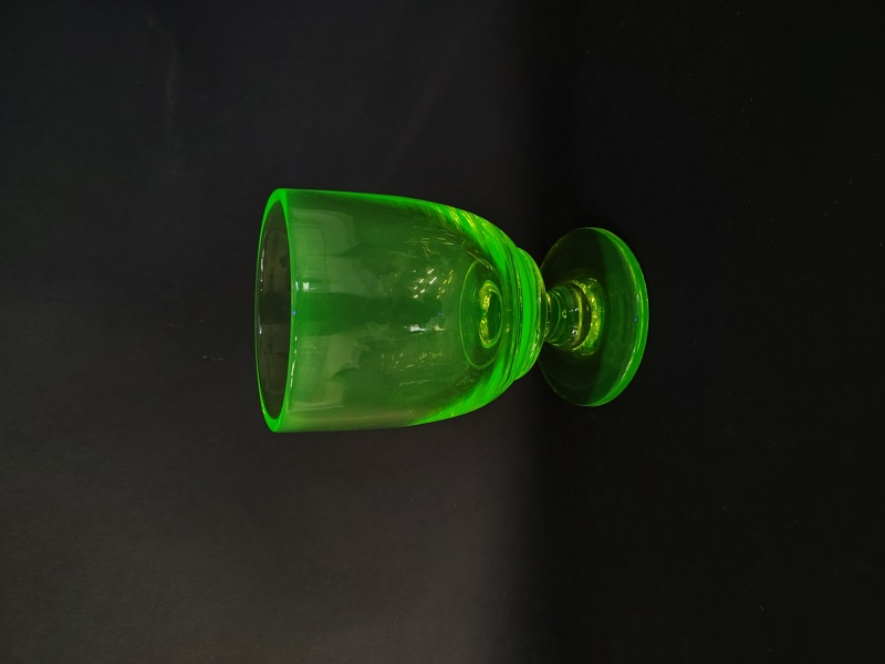 Pokalglas, Uranglas